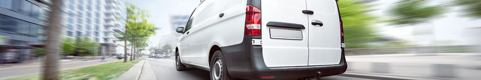 Hazards of Changing Lanes - Light Commercial Vehicles