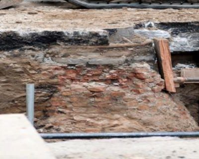 Guarding Floor Holes and Wall Openings (US)