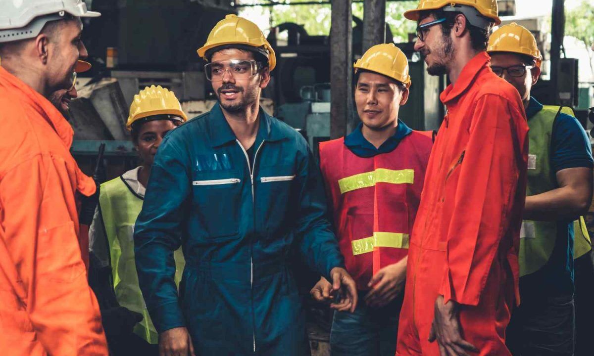 Friendly toolbox talk meeting