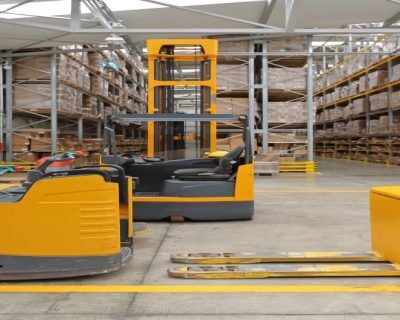 Traspalés motorizados: Operación Segura