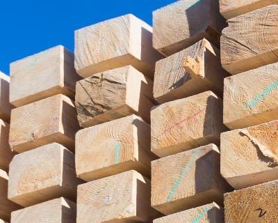 Prácticas de apilamiento y almacenamiento para la construcción