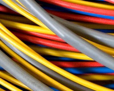 Prevenir y atender infracciones eléctricas (US)